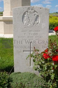SPANBROEKMOLEN BRITISH CEMETERY - TODD, THOMAS